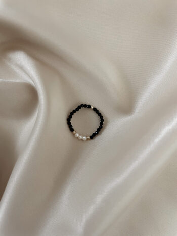 Prstýnek Onyx Pearl
